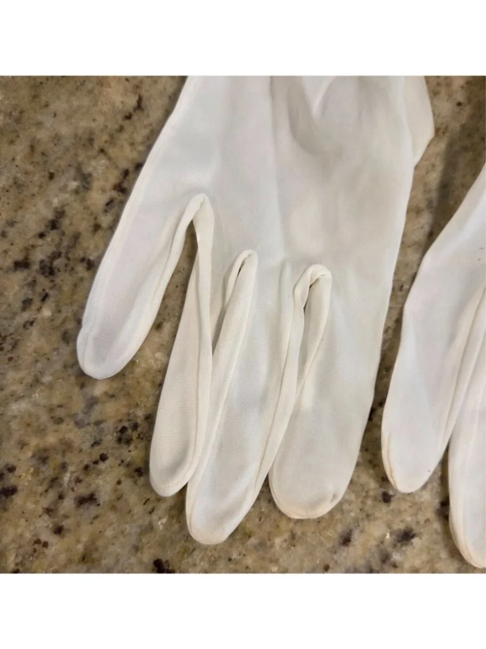 Vintage Womens Size L/XL Cream Nylon Formal Gloves 13